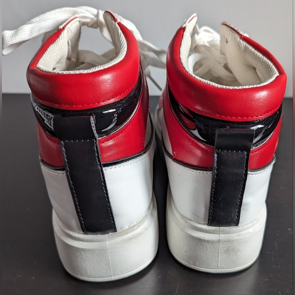 NWOT Bebe Monah shoes. Size 8 - Picture 3 of 13